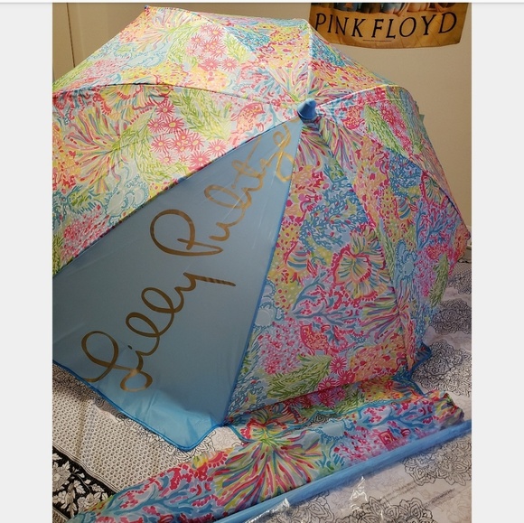 🚫sold🚫NWT Beach Umbrella. - Picture 2 of 5